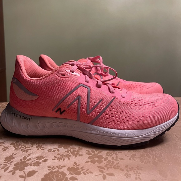 New balance fresh foam 880 size 6 - Picture 1 of 4